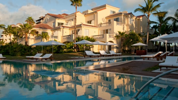 100. Hotel Pool - hotel